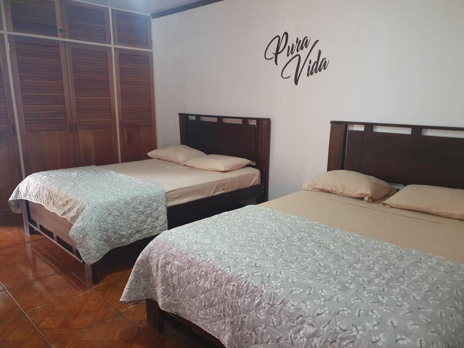 Hotel BORUKA BnB Alajuela Exterior foto